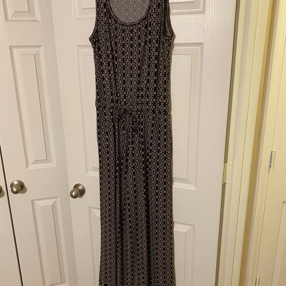 Comfortable And Elegant Patterned Jumpsuit With D… - image 1